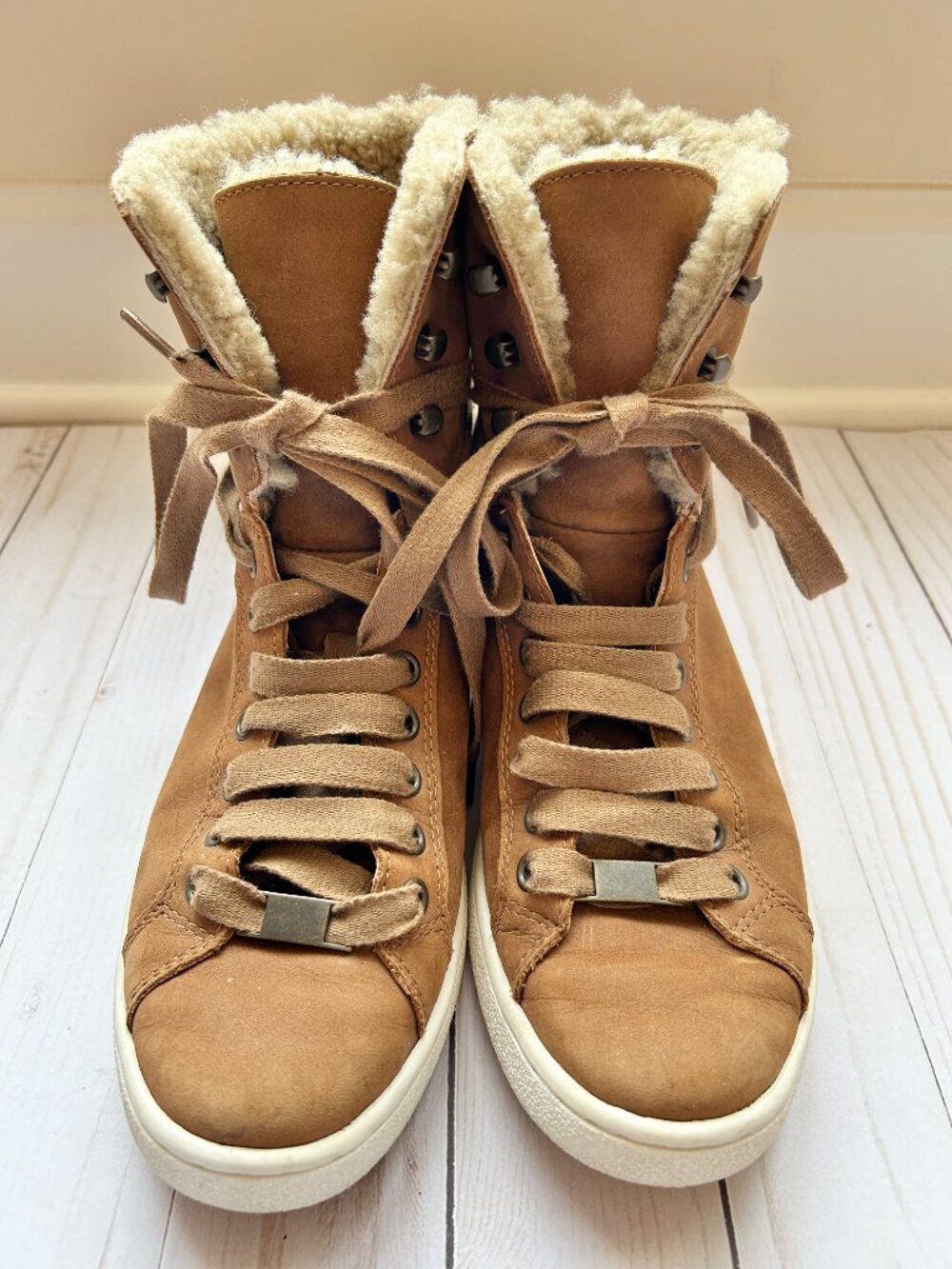 UGG Starlyn Shearling Fur Sneaker Boot in Chestnut Brown Size 7.5 - Picture 7 of 10